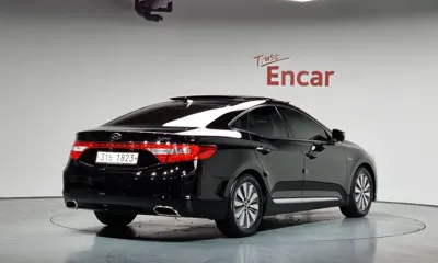 Hyundai Grandeur 2015, 113671 км, за 7816.6 USD