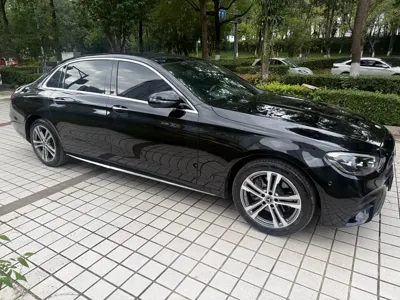 Mercedes-Benz E-Class 2021, 90000 км, за 29216.71 USD - фото 9