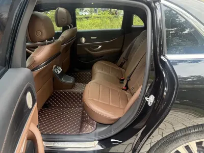 Mercedes-Benz E-Class 2021, 90000 км, за 29216.71 USD - фото 10