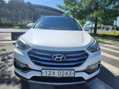 Hyundai Santafe 2016, 112738 км, за 8794.79 USD