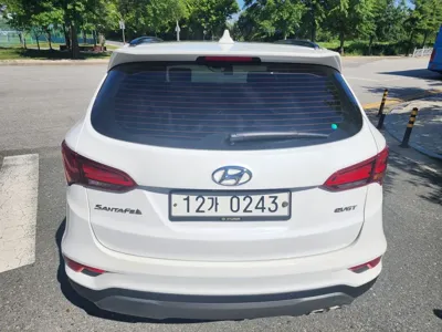 Hyundai Santafe 2016, 112738 км, за 8794.79 USD