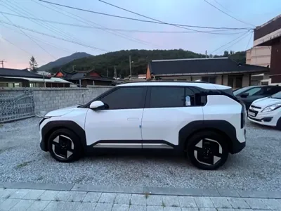 Kia EV3 2026, 2652 км, за 23701.48 USD