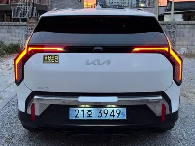 Kia EV3 2026, 2652 км, за 23701.48 USD