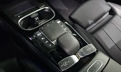 Mercedes-Benz A-Class 2021, 40722 км, за 14542.58 USD - фото 19