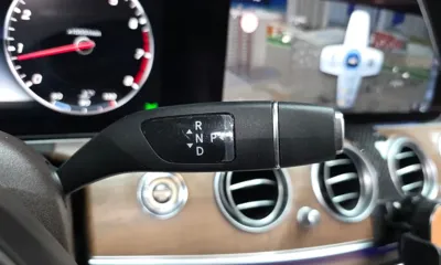 Mercedes-Benz E-Class 2018, 85262 км, за 15595.13 USD - фото 9