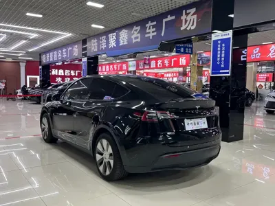 Tesla Model Y 2022, 87000 км, за 21329.9 USD - фото 15