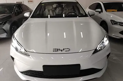 BYD Seal 05 DM-i 2026, 100 км, за 12668 USD - фото 2