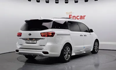 Kia Canival 2019, 92910 км, за 14976.35 USD