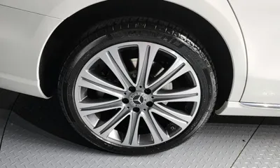 Mercedes-Benz E-Class 2023, 23440 км, за 31252.06 USD