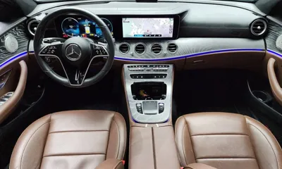 Mercedes-Benz E-Class 2023, 23440 км, за 31252.06 USD - фото 7
