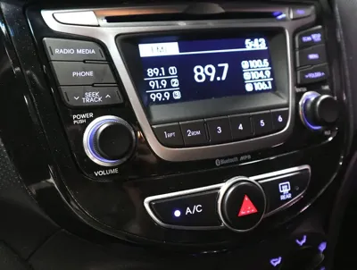 Hyundai Accent 2015, 92000 км, за 3447.83 USD - фото 14