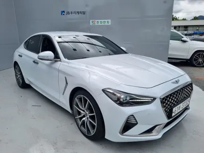 Genesis G70 2018, 77004 км, за 13326.39 USD