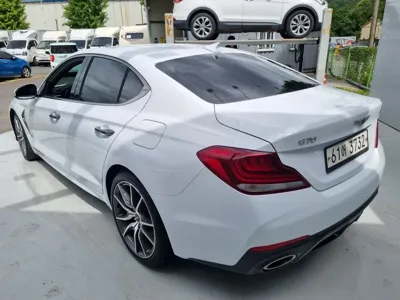 Genesis G70 2018, 77004 км, за 13326.39 USD