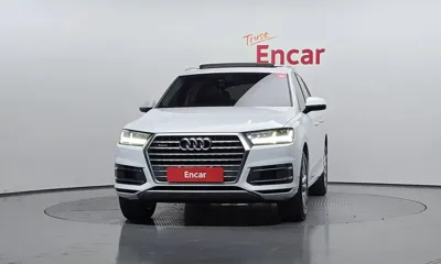 Audi Q7 2019, 90171 км, за 19860.91 USD