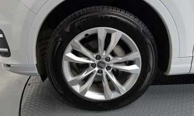 Audi Q7 2019, 90171 км, за 19860.91 USD