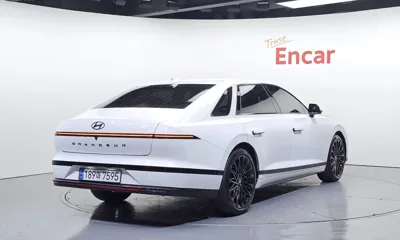 Hyundai Grandeur 2023, 52665 км, за 22715.21 USD
