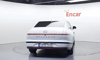 Hyundai Grandeur 2023, 52665 км, за 22715.21 USD