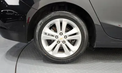 ChevroletGMDaewoo Cruze 2017, 129809 км, за 3277.72 USD