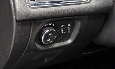 ChevroletGMDaewoo Cruze 2017, 129809 км, за 3277.72 USD - фото 18