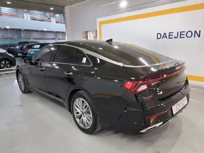 Kia K5 2023, 33700 км, за 17046.58 USD