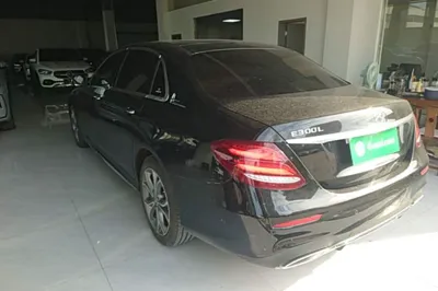 Mercedes-Benz E-Class 2020, 73000 км, за 29754 USD