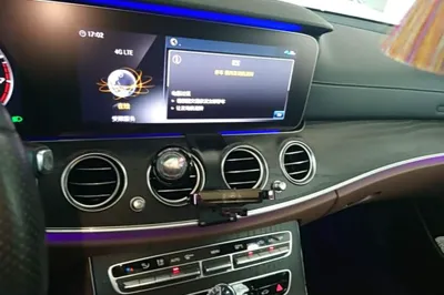 Mercedes-Benz E-Class 2020, 73000 км, за 29754 USD - фото 15