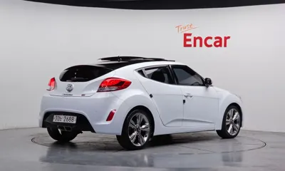 Hyundai Veloster 2012, 72860 км, за 3105.38 USD
