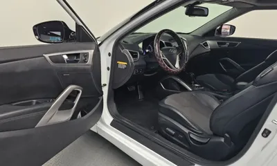 Hyundai Veloster 2012, 72860 км, за 3085.2 USD - фото 10