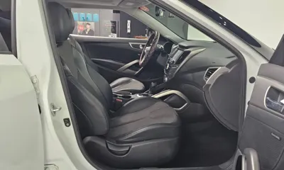 Hyundai Veloster 2012, 72860 км, за 3085.2 USD - фото 11