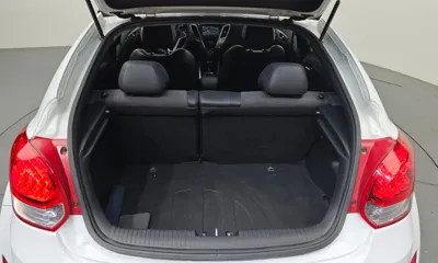 Hyundai Veloster 2012, 72860 км, за 3085.2 USD - фото 20