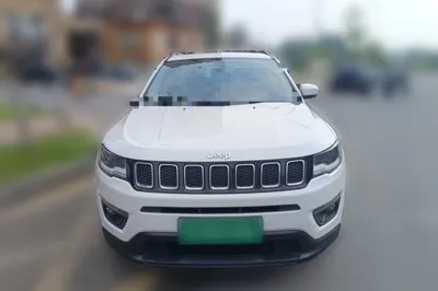 Jeep Compass 2017, 100000 км, за 4963 USD - фото 2