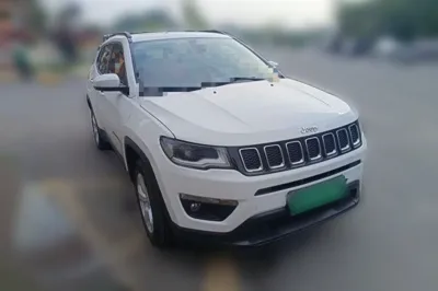 Jeep Compass 2017, 100000 км, за 4963 USD - фото 3