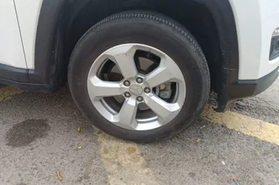 Jeep Compass 2017, 100000 км, за 4963 USD - фото 8