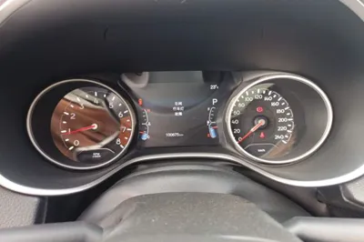 Jeep Compass 2017, 100000 км, за 4963 USD - фото 11
