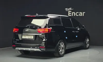Kia Canival 2019, 91552 км, за 12516.55 USD