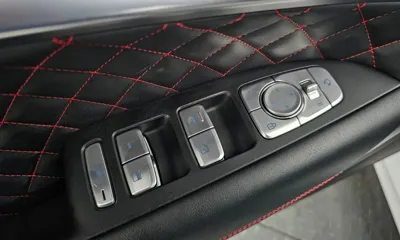 Genesis G70 2018, 96274 км, за 12275.17 USD - фото 38