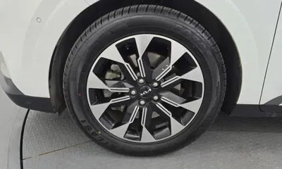 Kia Canival 2023, 64732 км, за 18839.25 USD