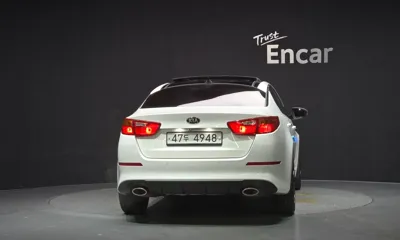 Kia K5 2014, 146681 км, за 3610.35 USD