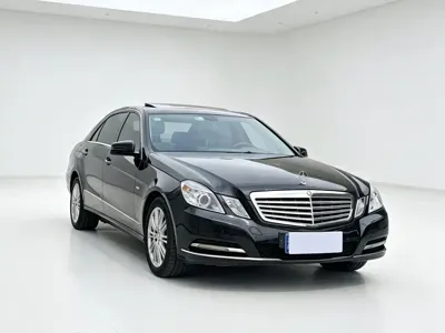 Mercedes-Benz E-Class 2012, 120000 км, за 4243.47 USD