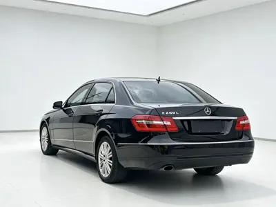 Mercedes-Benz E-Class 2012, 120000 км, за 4243.47 USD