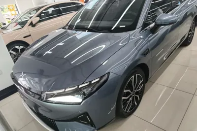 Xpeng P5 · 2021 год