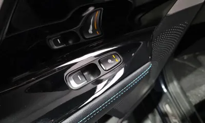 Kia Niro 2017, 124161 км, за 8794.79 USD - фото 19