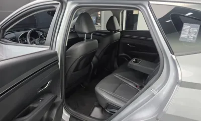 Hyundai Tucson 2023, 8702 км, за 15534.12 USD - фото 11
