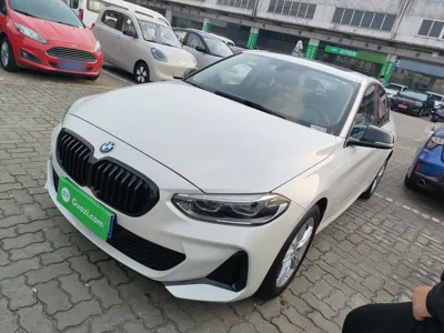 BMW 1 Series · 2022 год