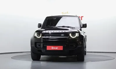 Land Rover Defender 2023, 72373 км, за 49166.34 USD