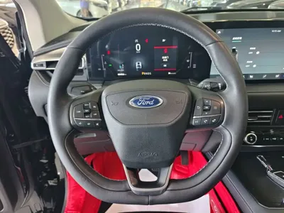 Ford Edge 2021, 69500 км, за 16477.39 USD
