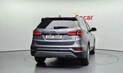 Hyundai Santafe 2018, 148121 км, за 8205.33 USD