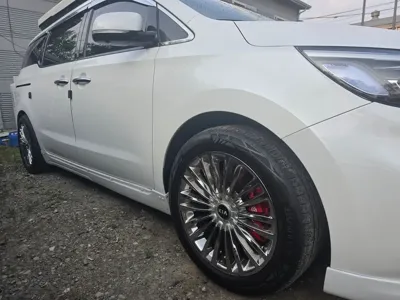 Kia Canival 2017, 166591 км, за 9846.4 USD