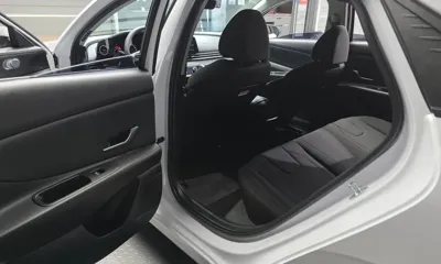 Hyundai Avante 2021, 24089 км, за 9967.43 USD - фото 11