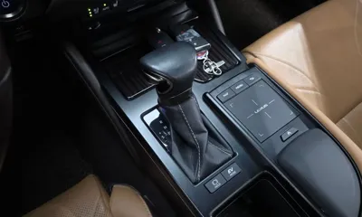 Lexus ES 2021, 97465 км, за 24222.13 USD - фото 9